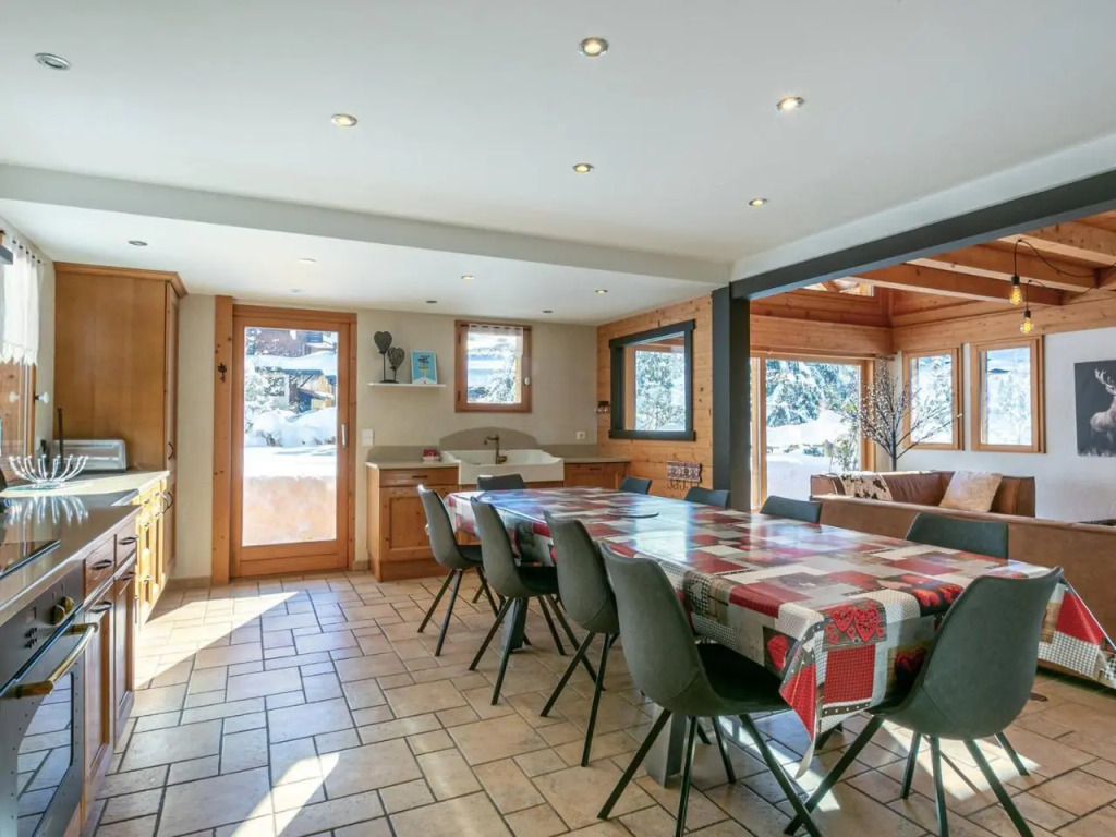 Chalet 4 Étoiles 13 Pers. à La Clusaz - Grande Terrasse, Garage, WIFI, Arrêt Skibus à Proximité - FR-1-437-81