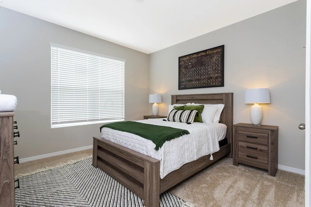 7877 Solterra Resort 6Bd 12G 130610