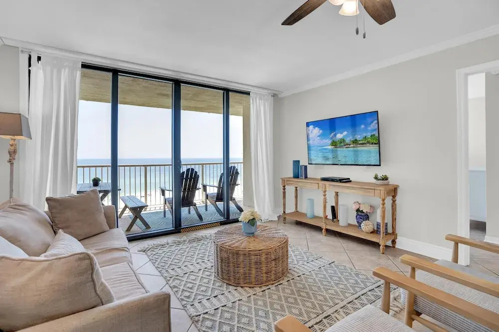 Seaside Beach & Racquet 5917