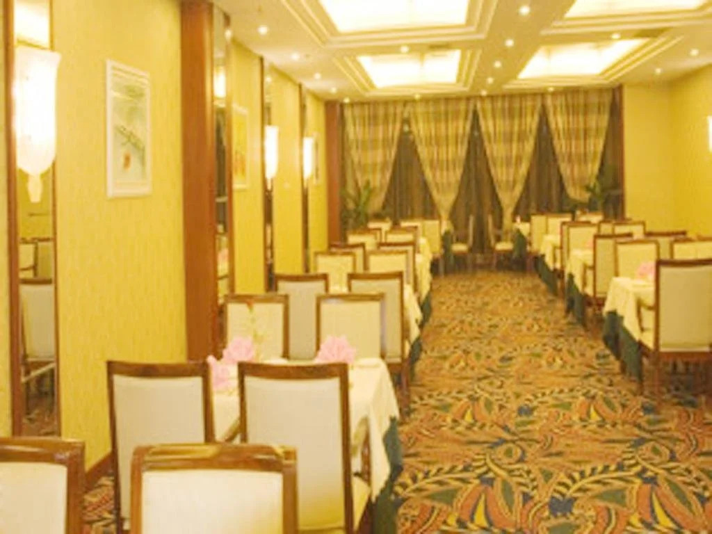 Mangshi Hotel