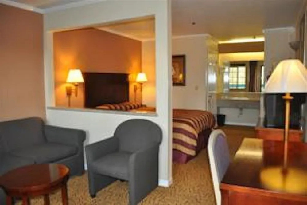 Executive Inn & Suites Sacramento