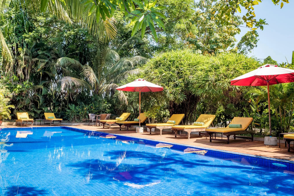 Sambor Village Hotel