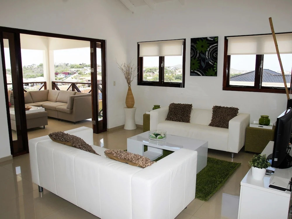 Spacious Villa With Phenomenal Views, Walking Distance to the Beach