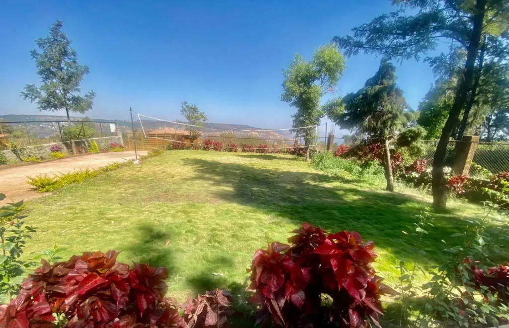 West Valley Villa Casa East
