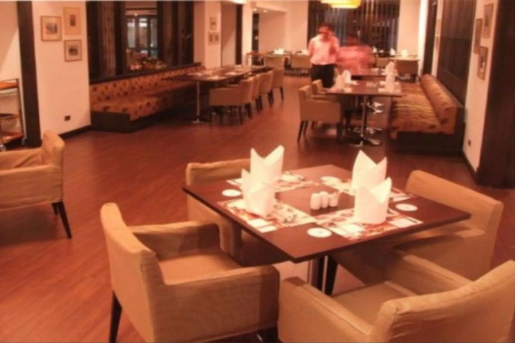Sunee Grand Hotel and Convention Center