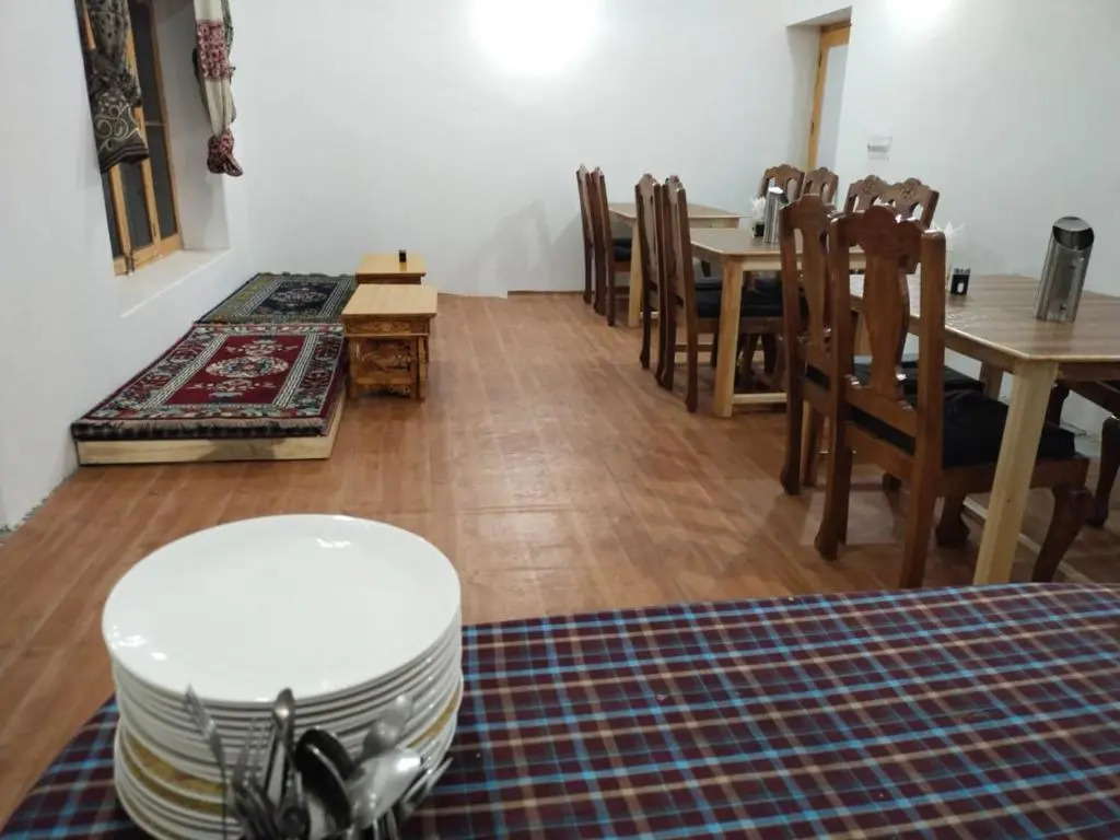 LA-TSAS GUEST HOUSE