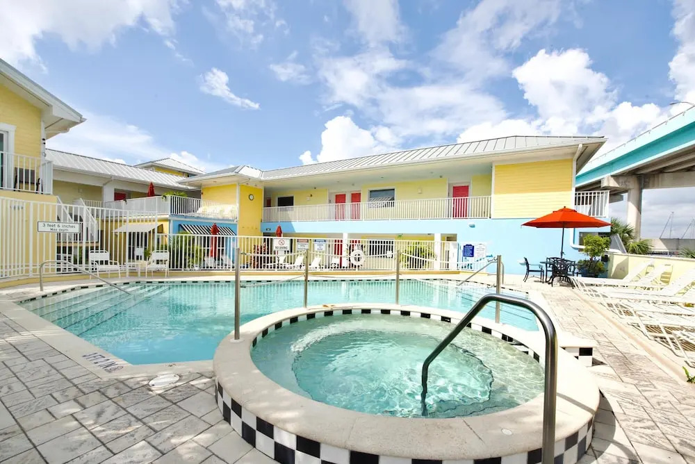 Harbour House 215