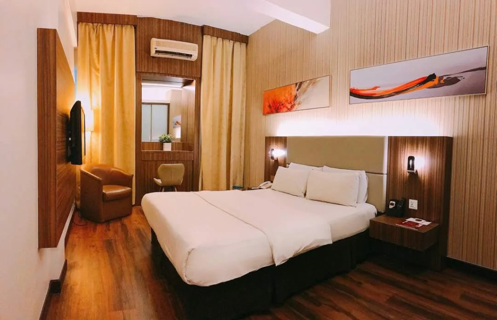 The Landmark Hotel