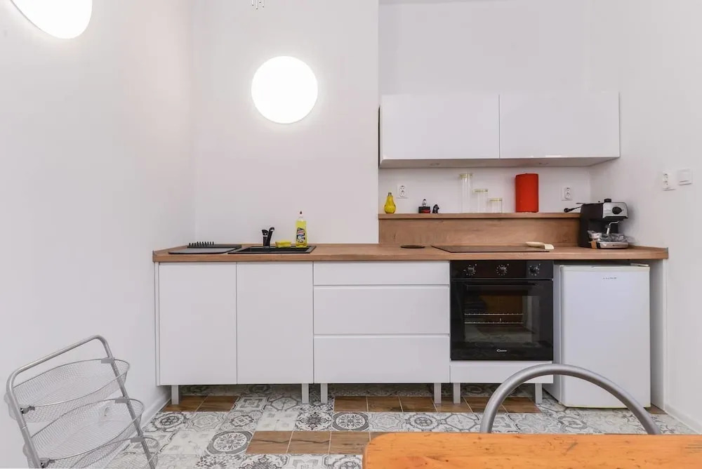 Two Bedroom Parensov Central Apartment