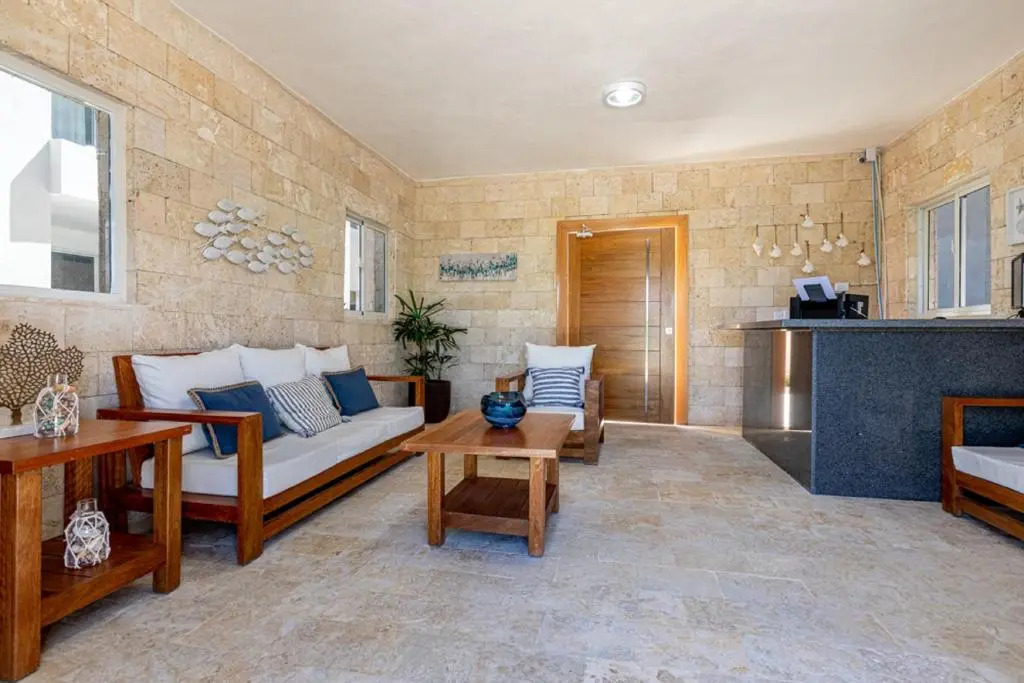 Beauty Arenas Village C402