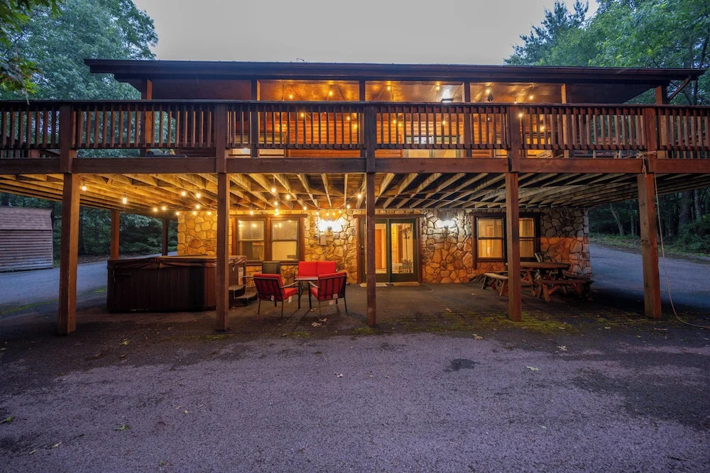 Zen Den by Taylor Made Deep Creek