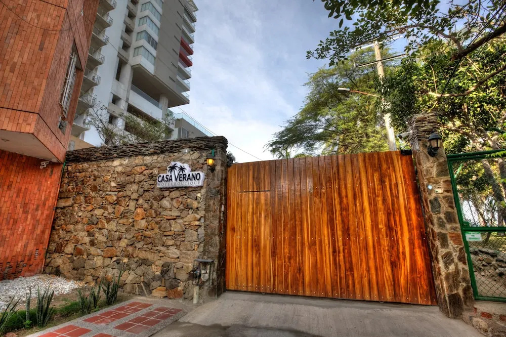 Casa Verano Beach Hotel