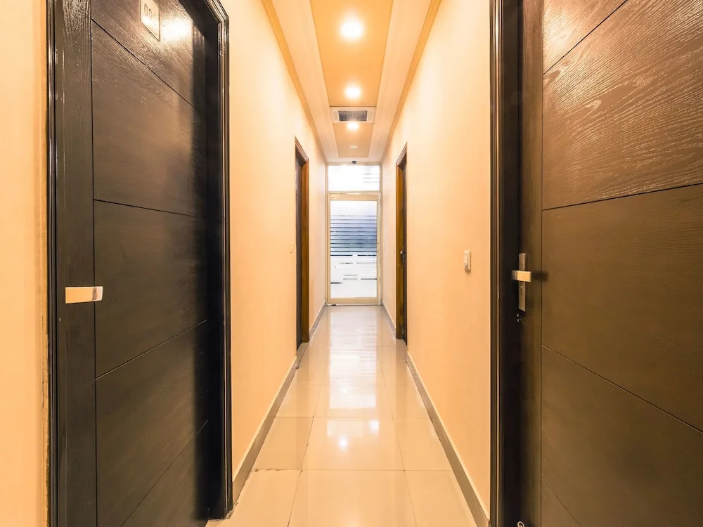 OYO 2558 Hotel R K Residency