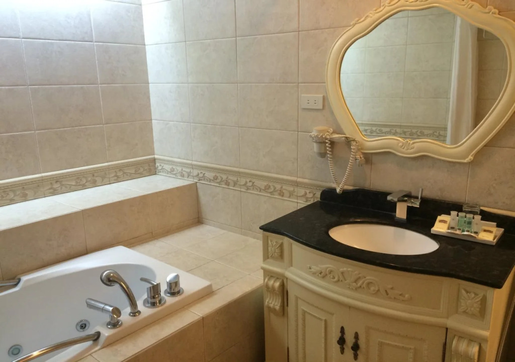 Villa Caceres Hotel