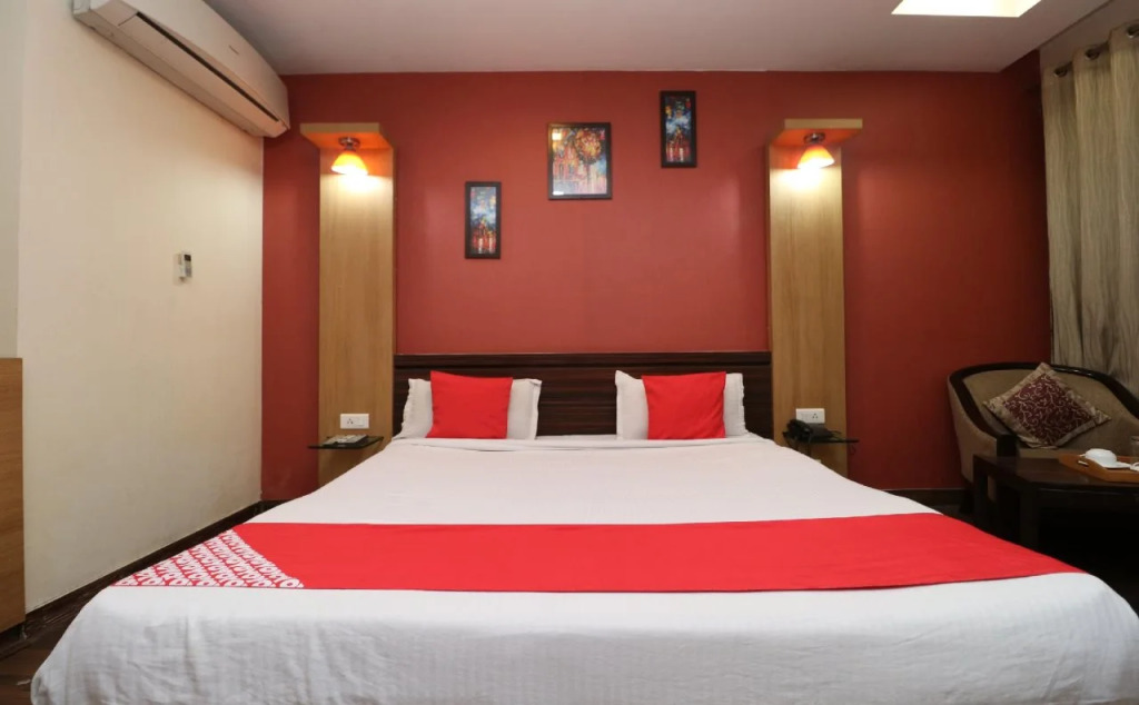 Hotel Ivory Retreat