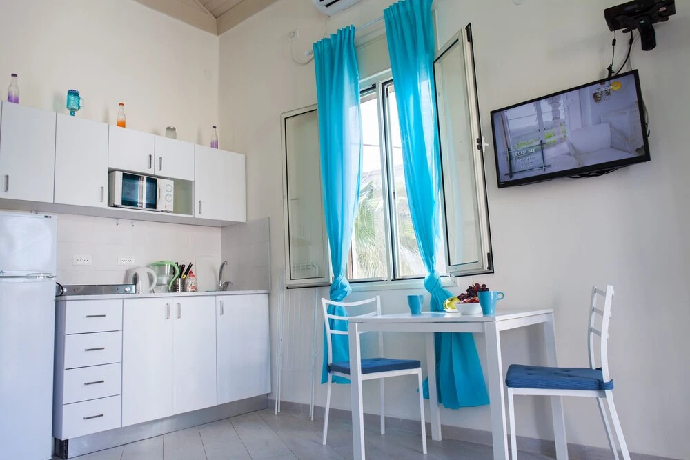 HaSharon, 29