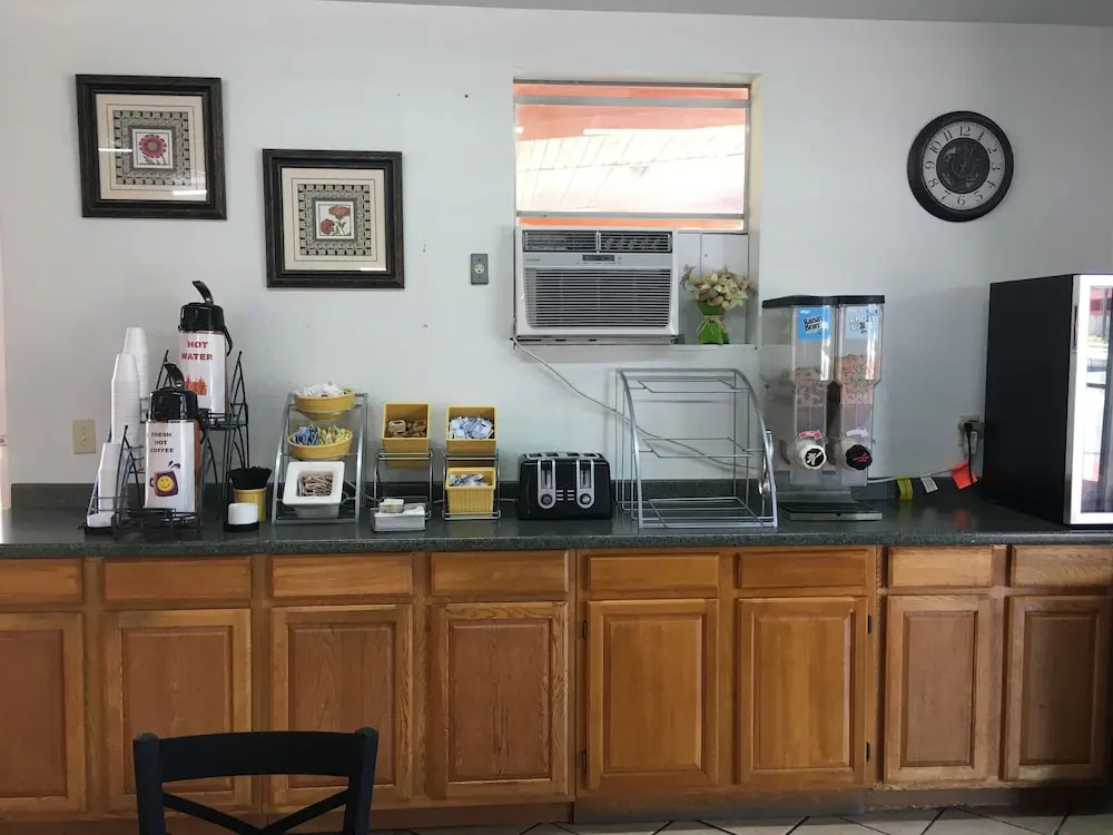 Regency Inn