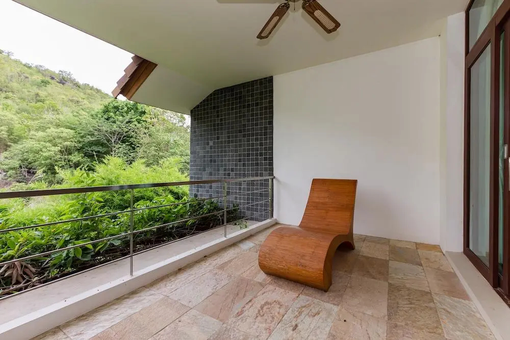 Unique Pool Villa with 5 Bedrooms and Sea View PM-C1