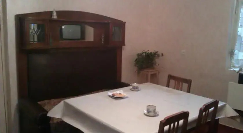 Gutani Holiday Home