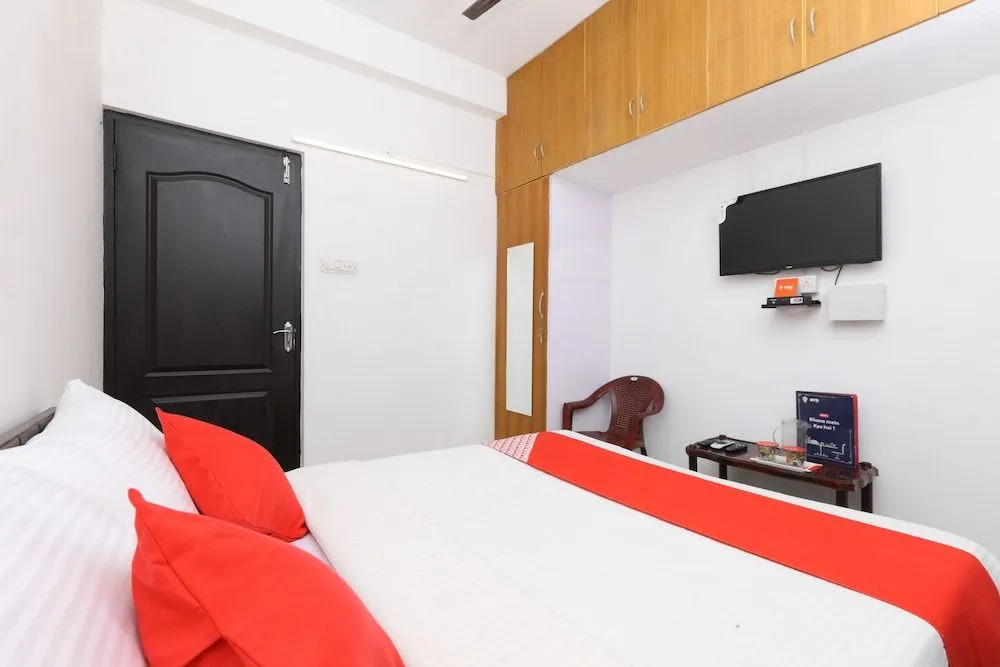 OYO Flagship 15924 Jas Residency