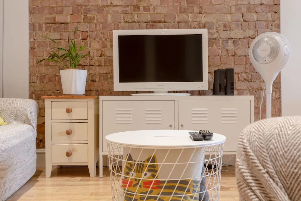 1 Bedroom Apartment Near South Bank