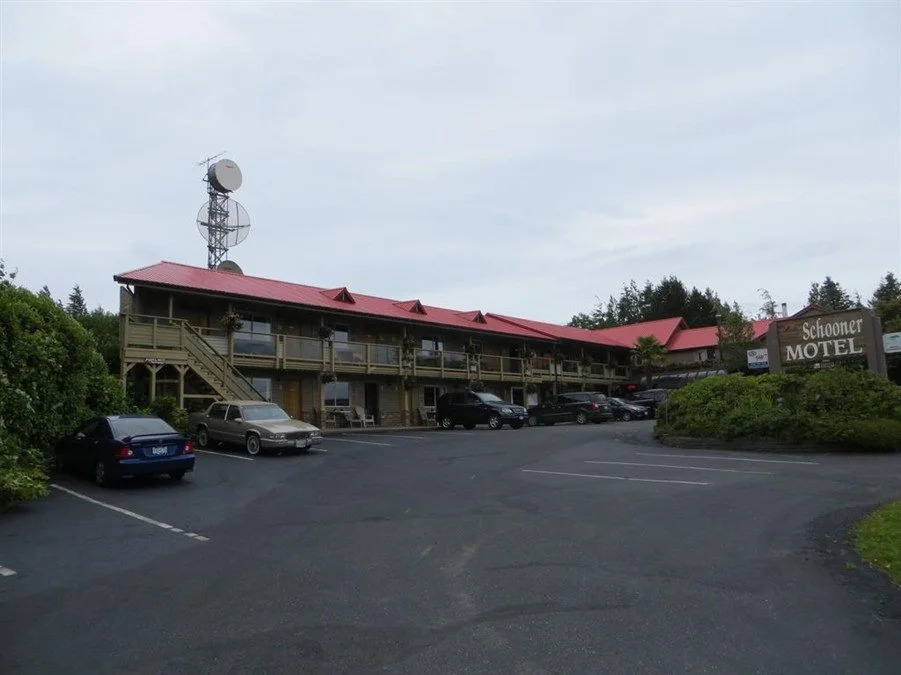 Schooner Motel
