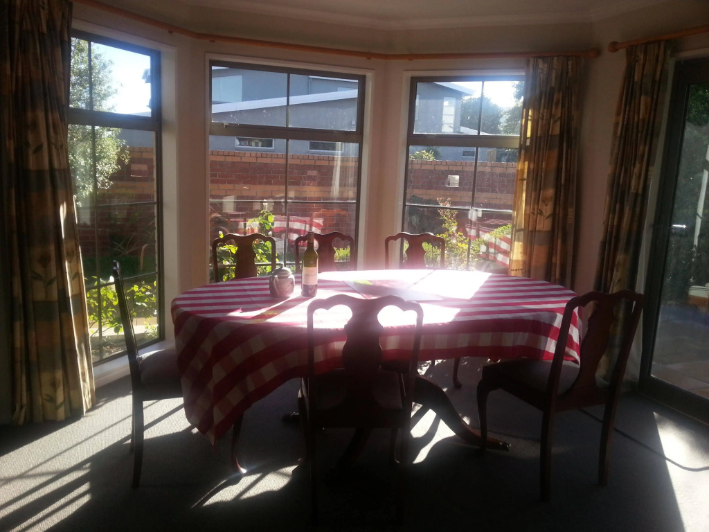 Christchurch Airport Bed and Breakfast
