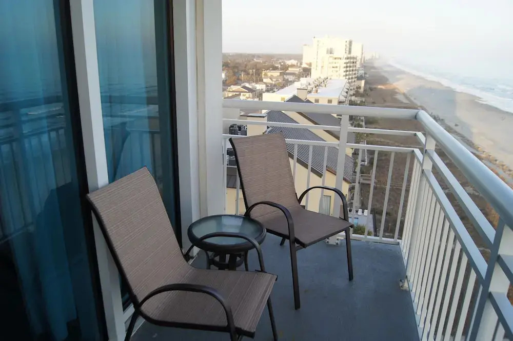 Seaside Resort 1003