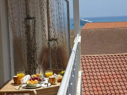 Sunny Cap View Terrace with Sea Views and AirCon