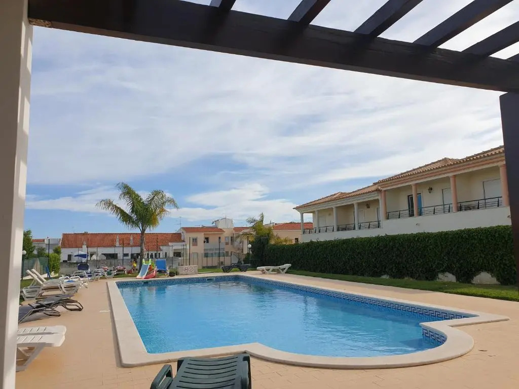 Oura Beach T1 apartment Coral , close to the Strip, Swimming Pool, Wi Fi, A/C