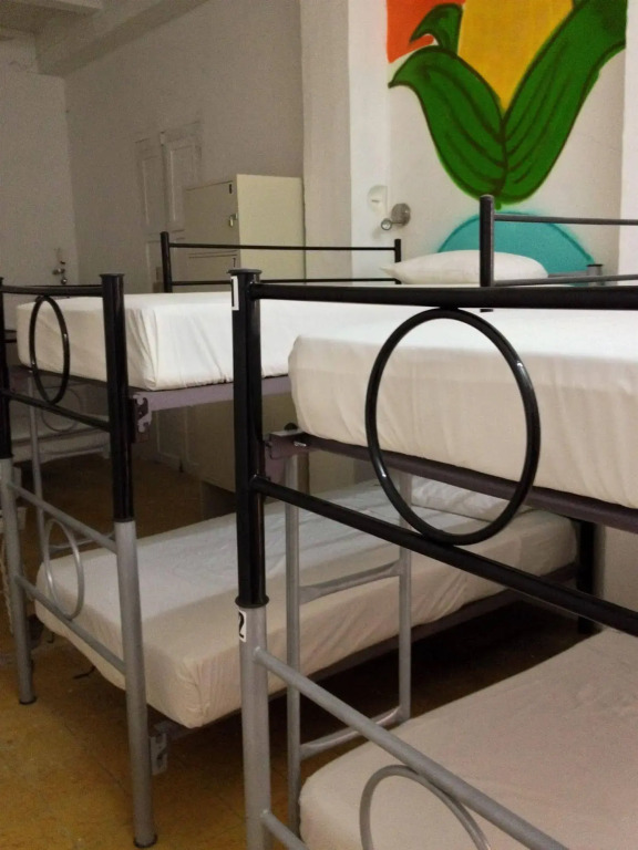 Art Apart Hostel