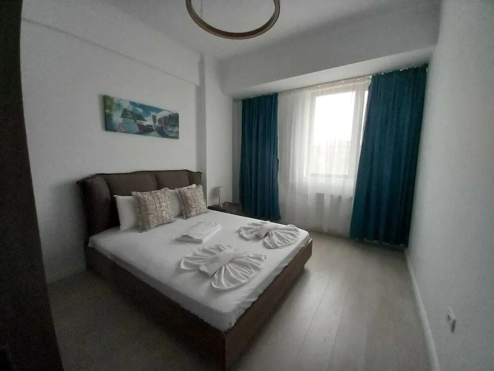 Solid Magic Apart Hotel