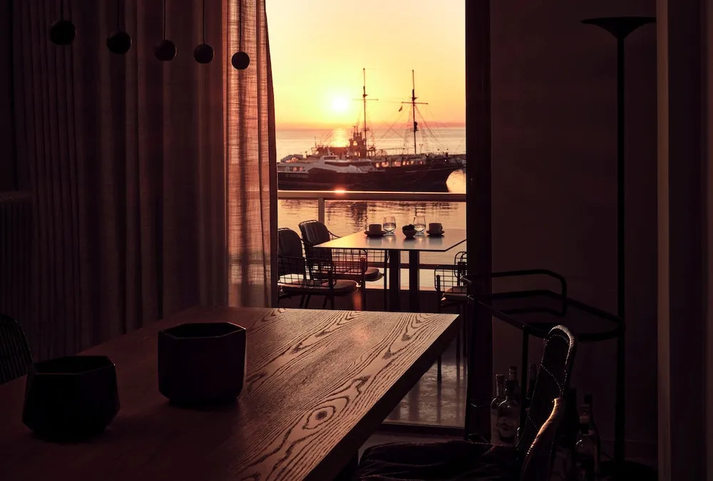 Monopolio Waterfront Apartment