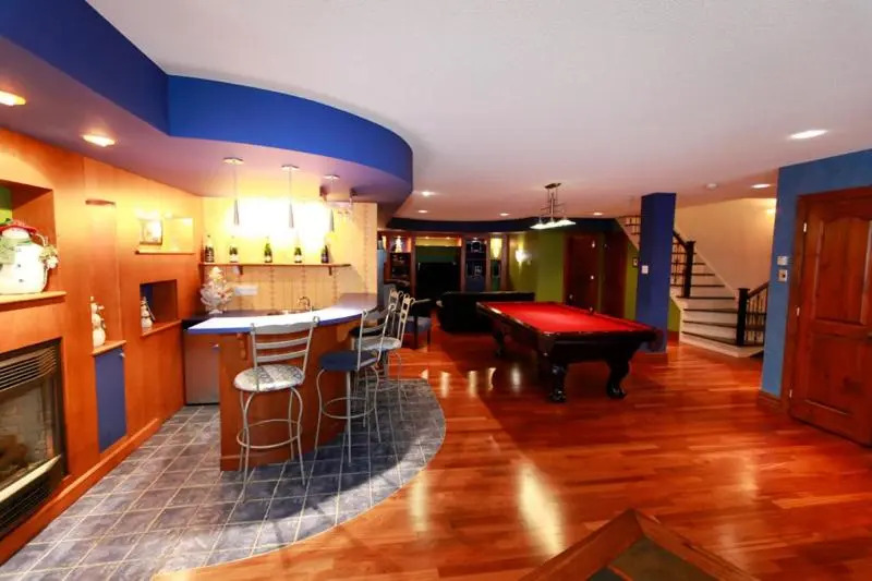 Chalet 30 Chemin des Skieurs by Chalets Alpins