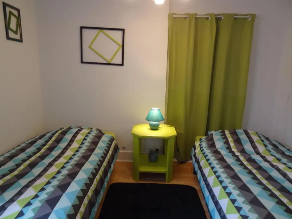 Charmant gîte avec 2 chambres, cour partagée, Wifi et animaux acceptés - FR-1-586-14