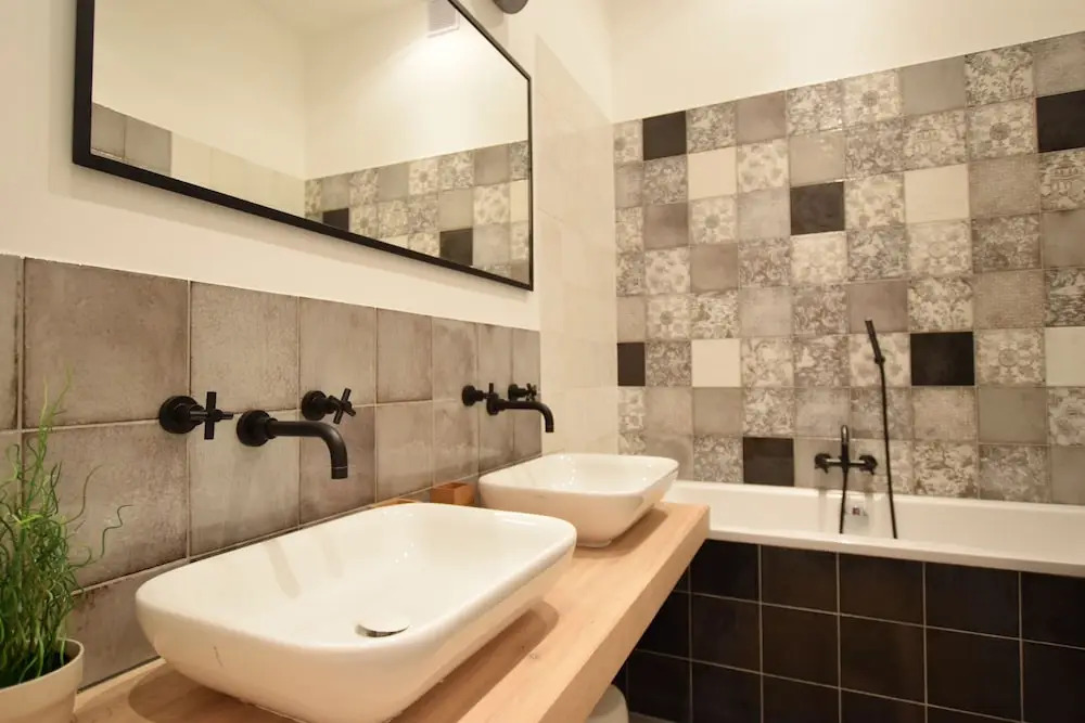 Luxury Apartment by Hi5 - Bajcsy Suite