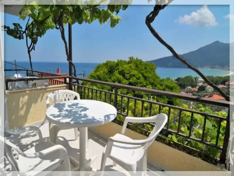 Hotel Emerald and Suites