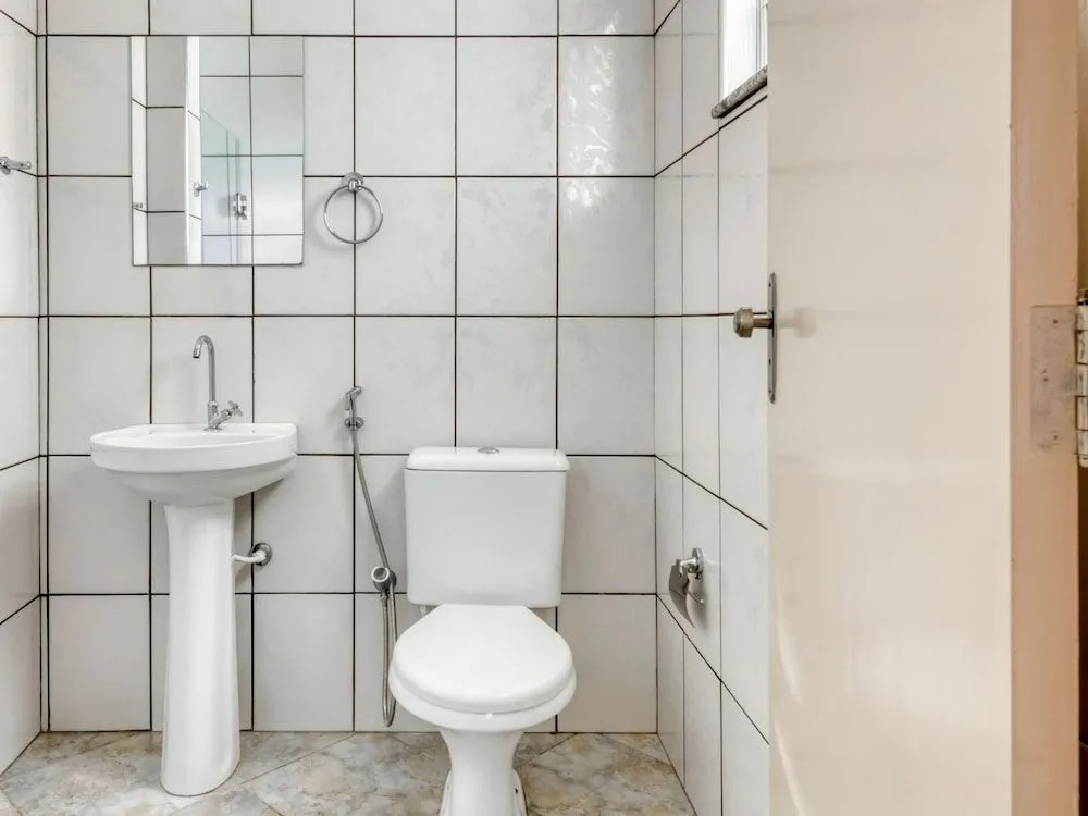Lelis Hotel
