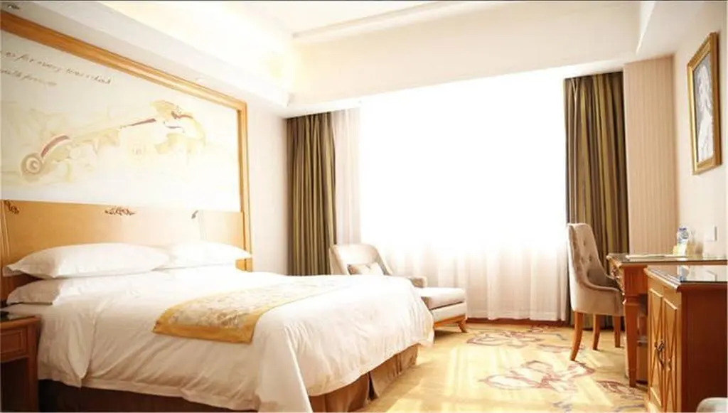 Vienna Hotel Foshan Lingnan Pearl Gymnasium