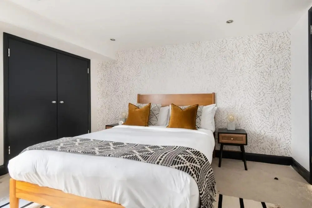 The Wapping Wharf - Modern Bright 2bdr Flat on the Thames With Parking
