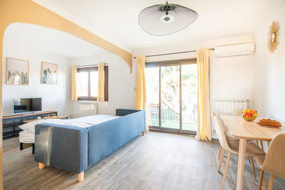 Appart Les Palmiers T3 3 Terrasse Dans Les Pins