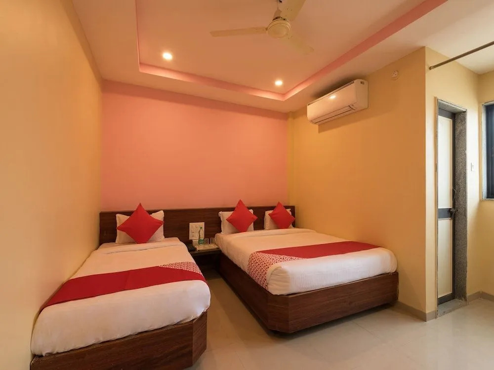 OYO Flagship18489 Hotel Sai Parth