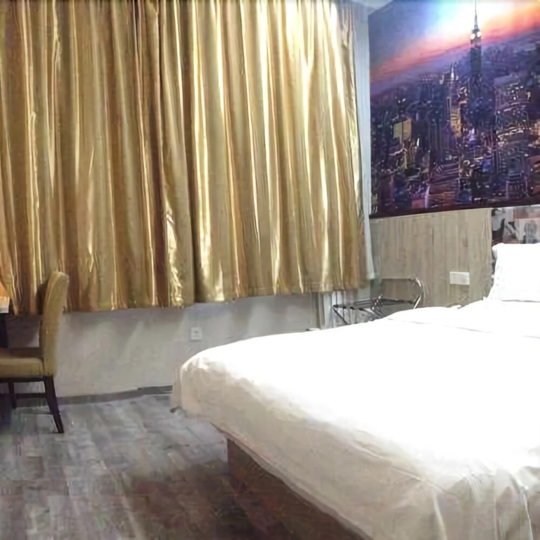 Pai Hotel （Puyang Daqing Road store)