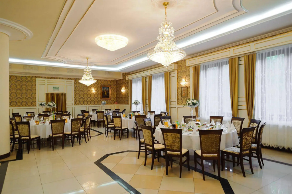 Hotel - Dworek Tryumf