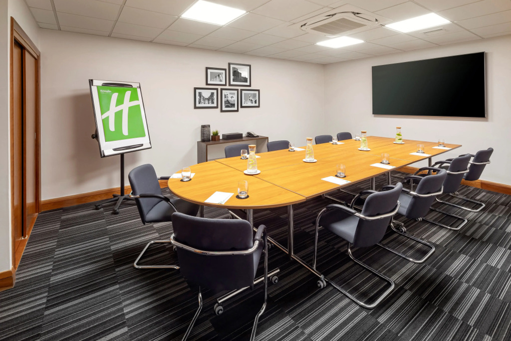 Holiday Inn Coventry M6, J2 by IHG
