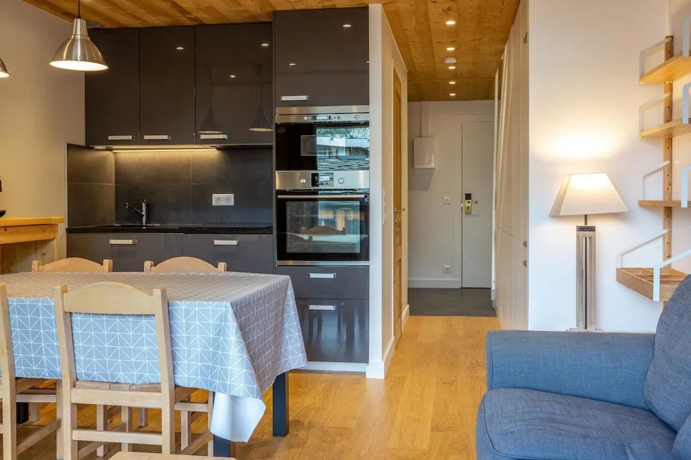 CHAS5 - Superbe appartement, centre ville proche pistes et commerces.