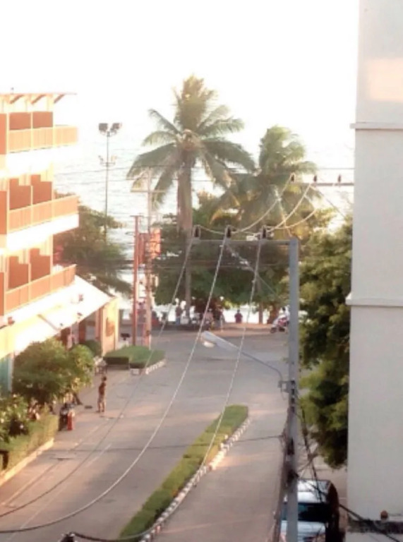 Jomtien Little Mango Guesthouse