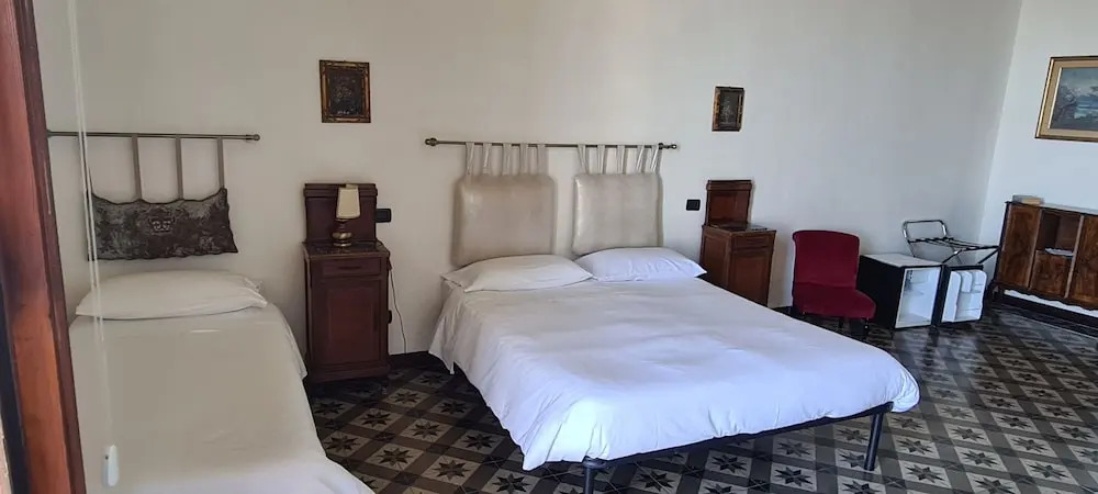 Marina Inn