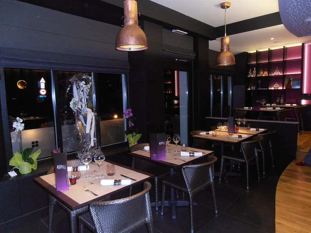 RAVeL Hotel Cyrano
