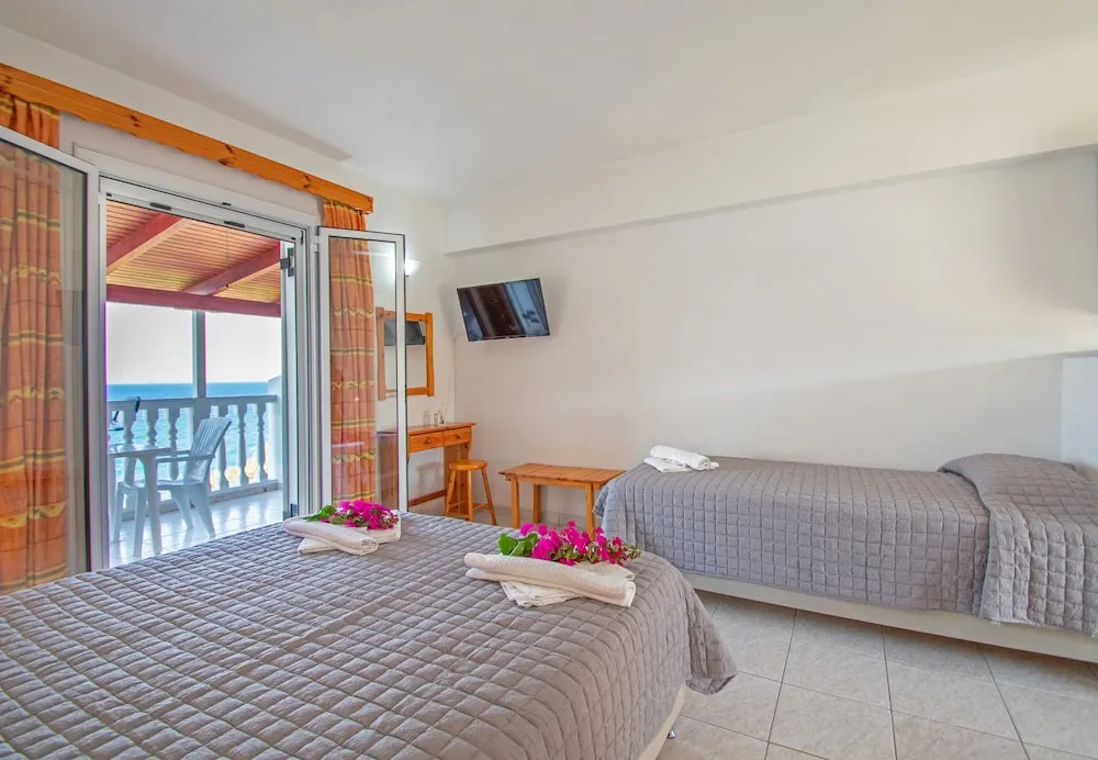 Baywatch Apartments on the Beach by "elite"